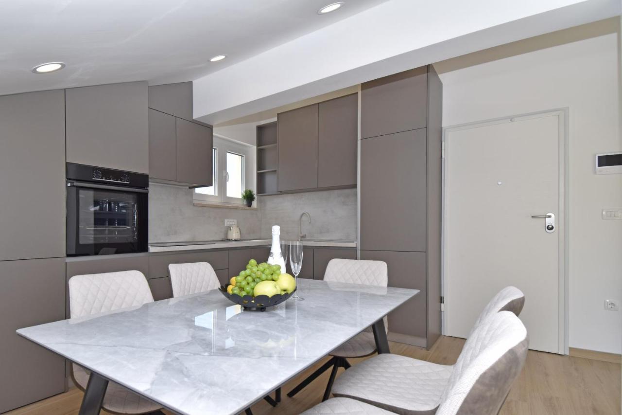 Luxury Apartments Luna Tučepi Екстериор снимка