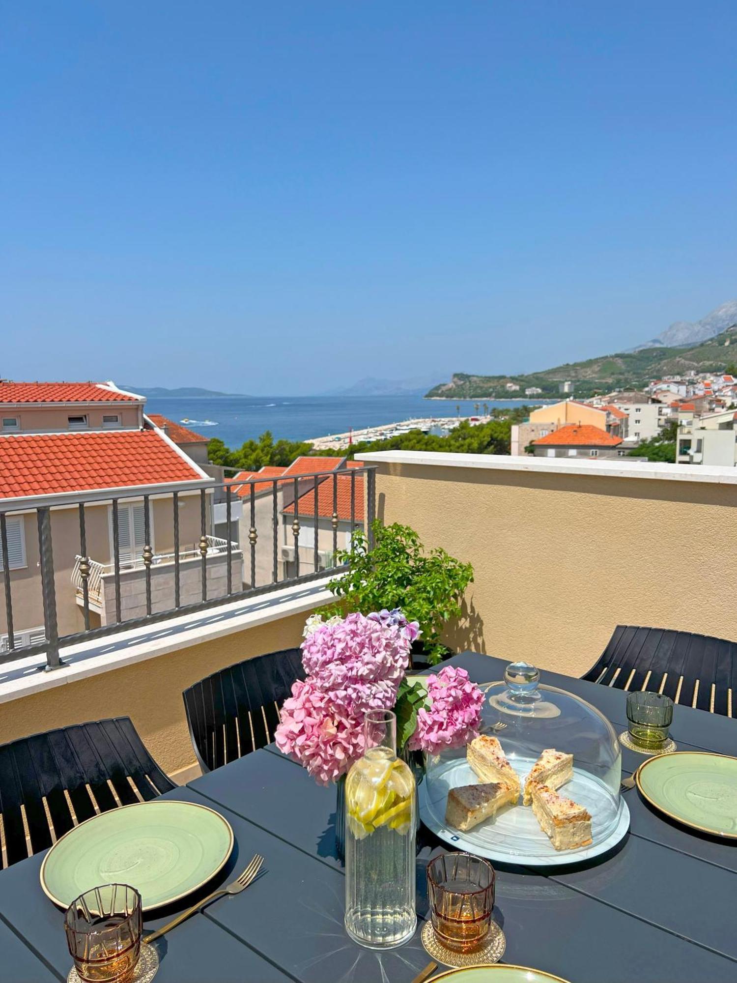Luxury Apartments Luna Tučepi Екстериор снимка